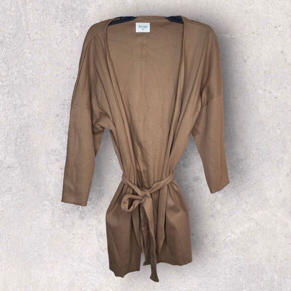 Arraei Arya Wrap Cardigan - Picture 1 of 5